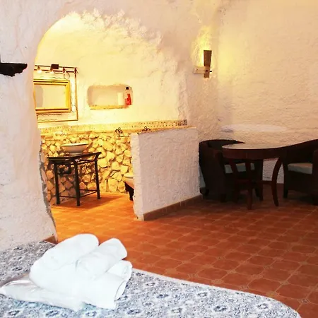 Alojamientos Cuevas Pinomojon Cuevas del Campo Exterior photo