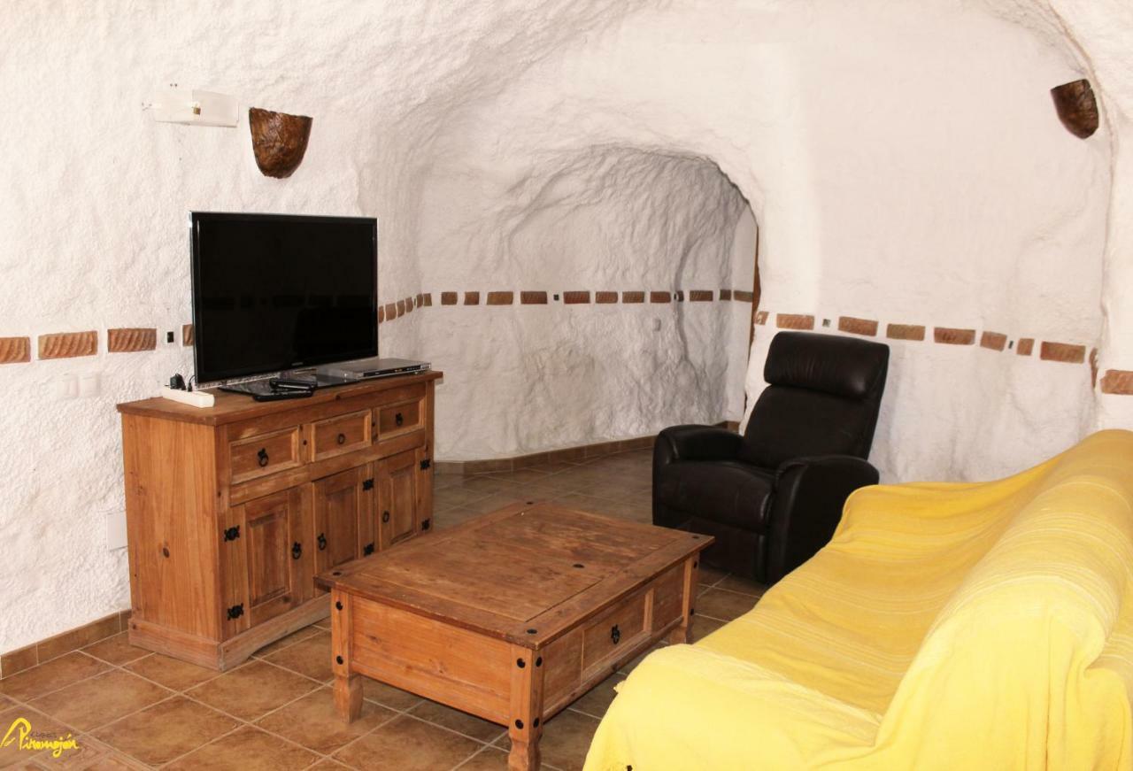 Cuevas Pinomojon Country house Cuevas del Campo