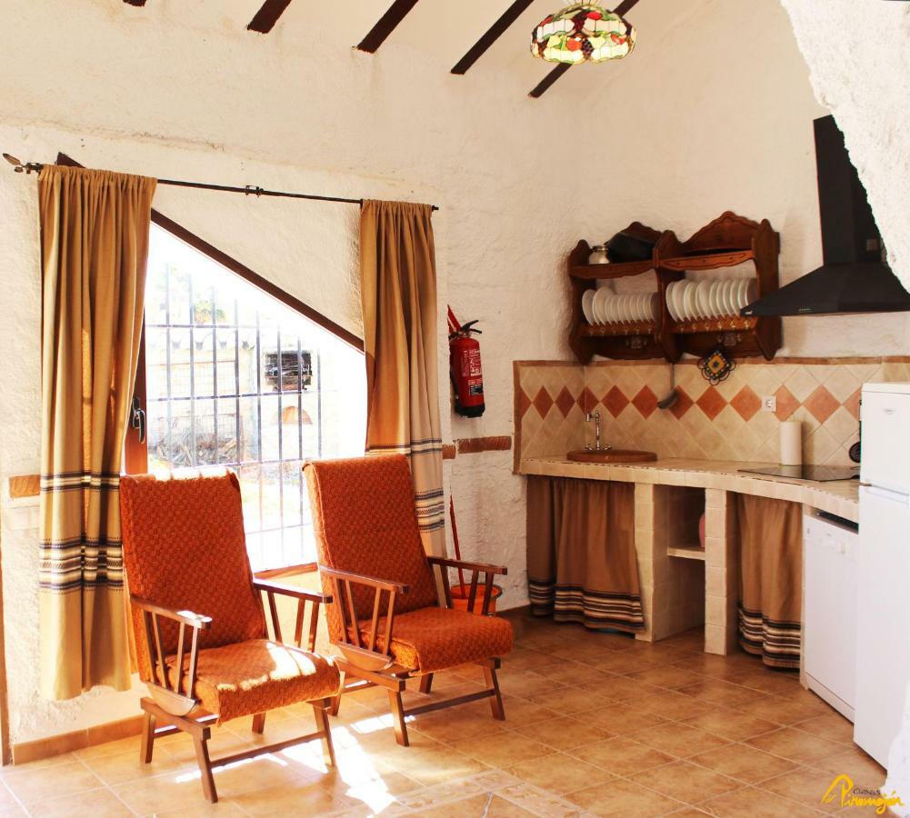 Cuevas Pinomojon Country house Cuevas del Campo