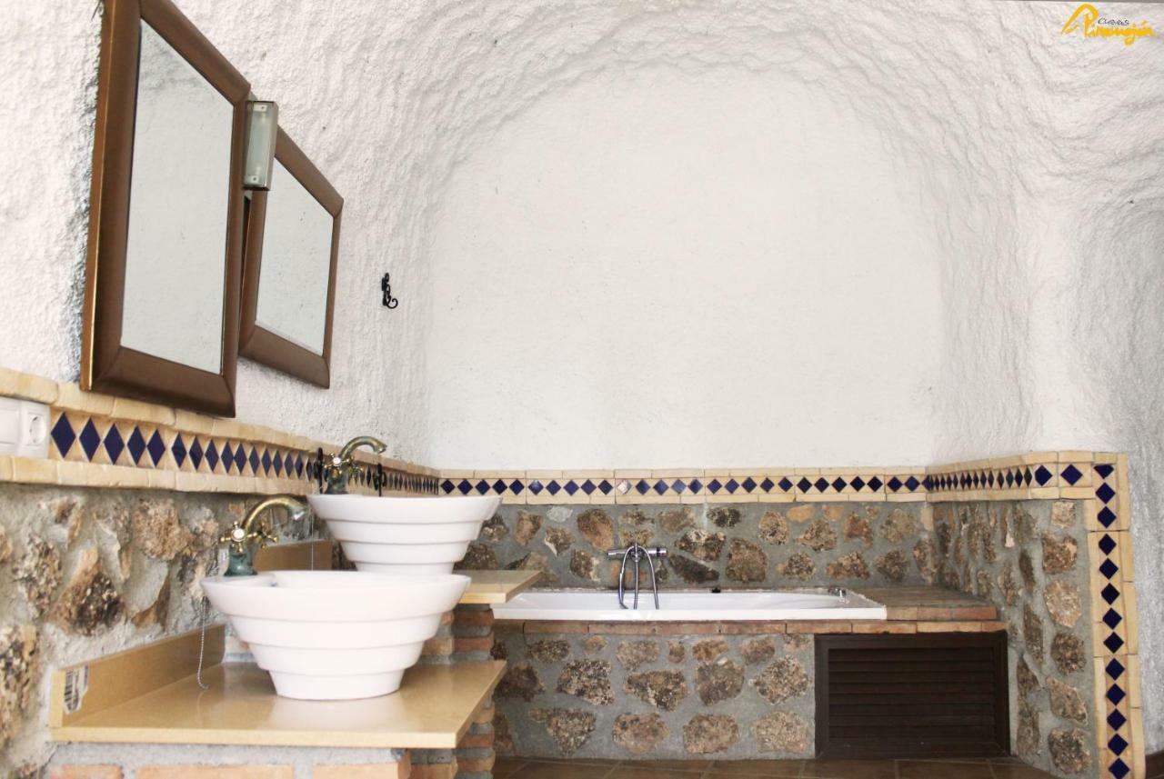 Cuevas Pinomojon Country house Cuevas del Campo